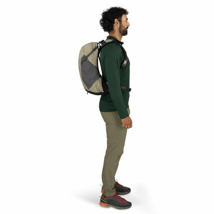 Hikelite™ 18 Hiking Backpack - US 9016