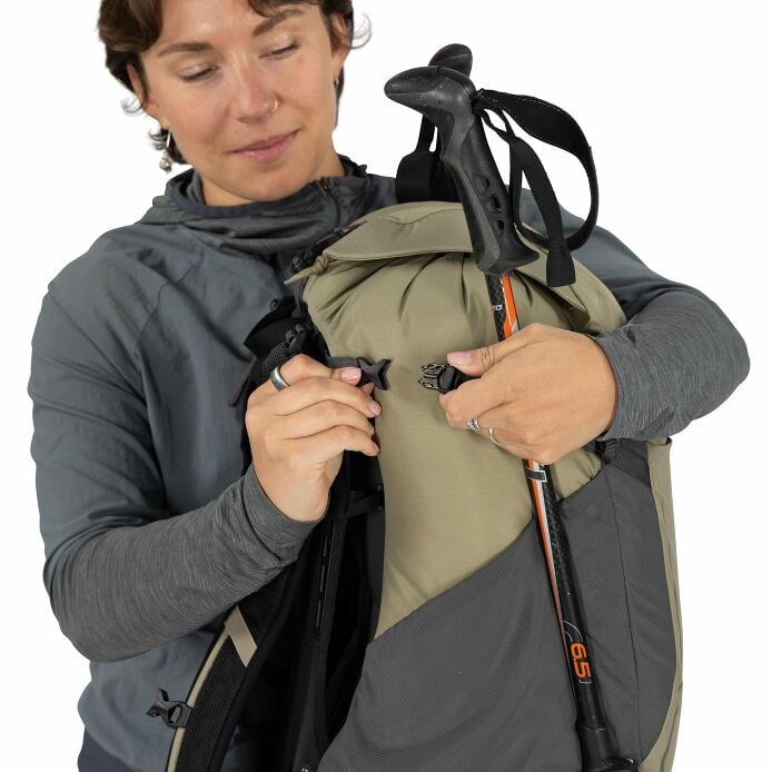 Hikelite™ 32 Hiking Backpack - US 9698