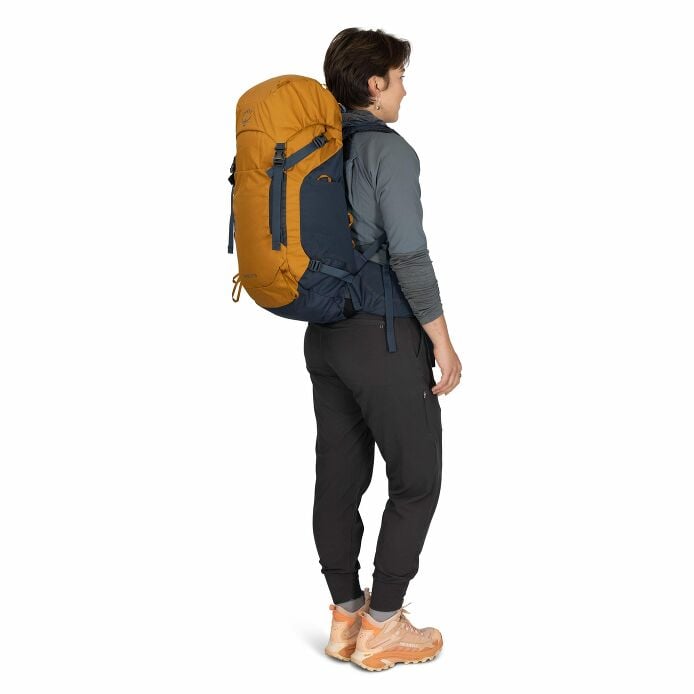 Kyte™ LT 35 Hiking Backpack - US 3940