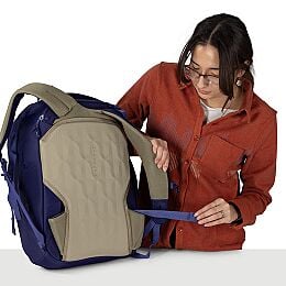 Sojourn Porter™ 30L Travel Pack - US 2518